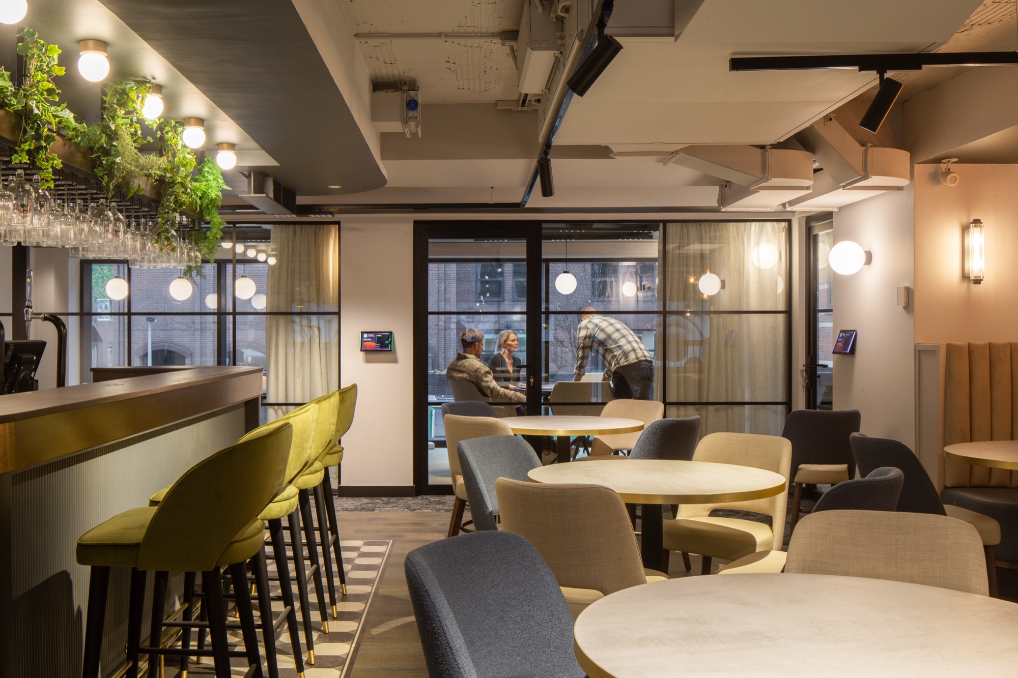 Meeting room with precision recessed downlighting